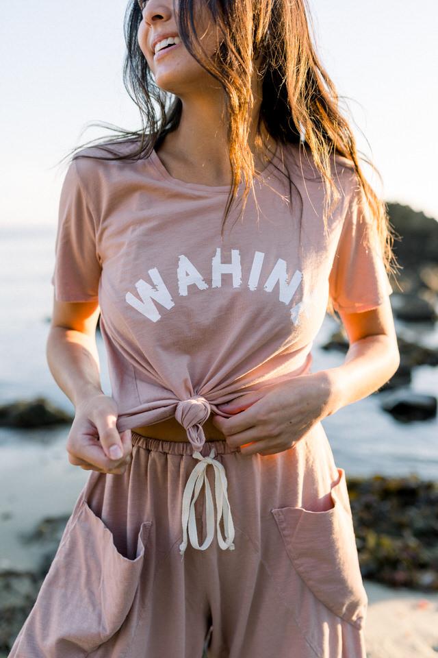 Wahine Tee / Rose Cloud