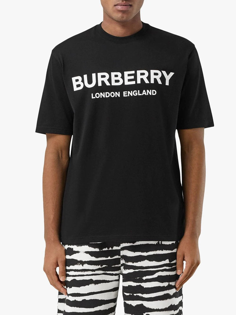Burberry - Black Logo Print T-Shirt – The Luxurious Shop