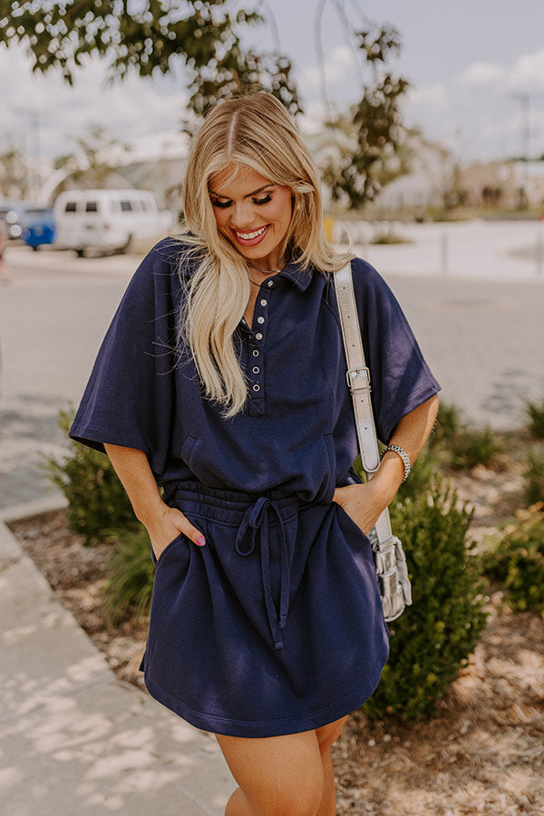 Casual Ease Sweatshirt in Navy Curves