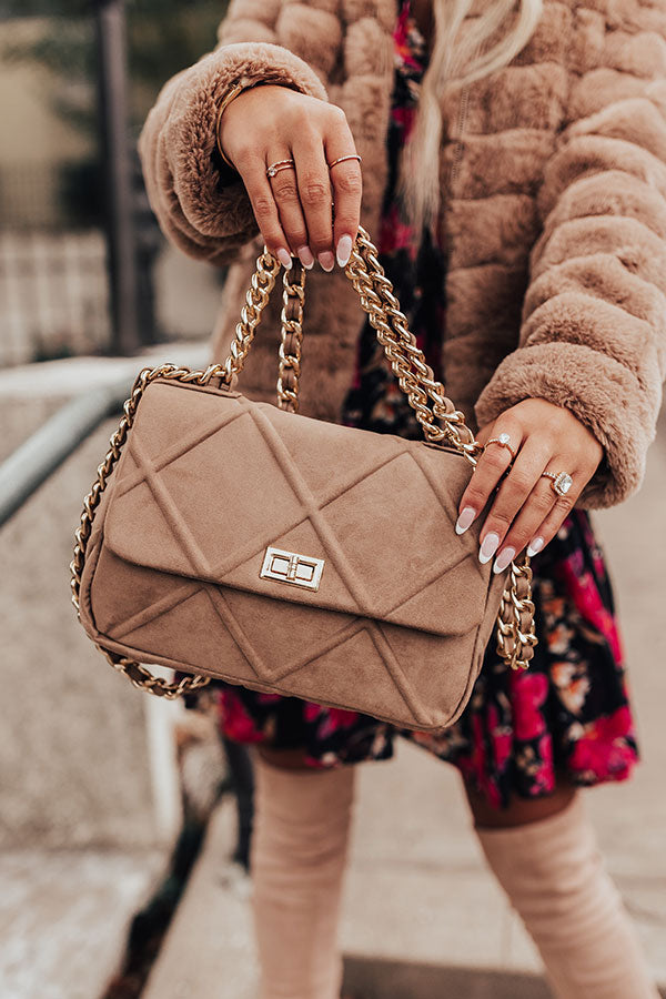 chanel 19 maxi  Chanel street style, Beige chanel bag, Street style bags