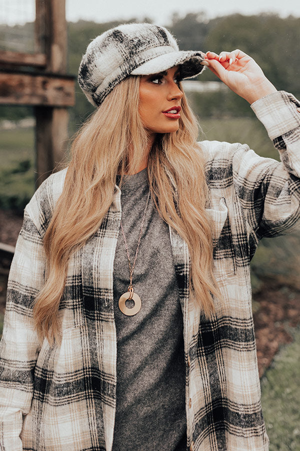 Stun And Snap Plaid Cabbie Hat In Black