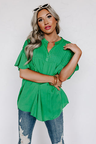 Flutter By Blouse - Kelly Green  Green shirt outfits, Green top