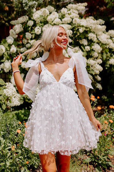 Online Boutique • Page: 2 Impressions • Dresses White