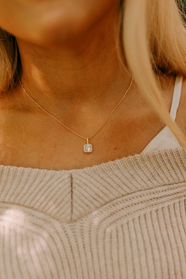 Simply Glowing Necklace In Gold