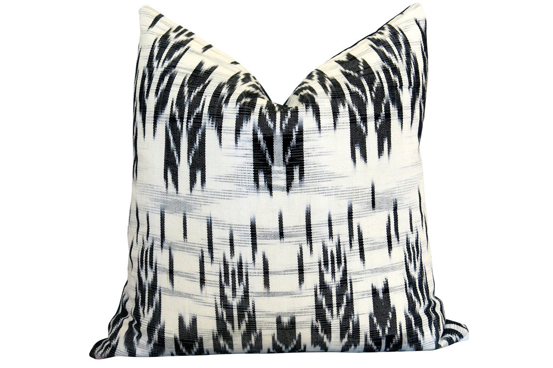 Decorative Pillows | Velvet Pillows | Willa Skye Home