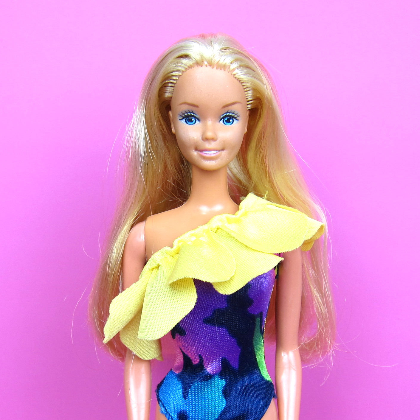 Mooie jurk geestelijke gezondheid Post impressionisme Tropical Barbie Doll Vintage 1985 #1017 | Brown Eyed Rose