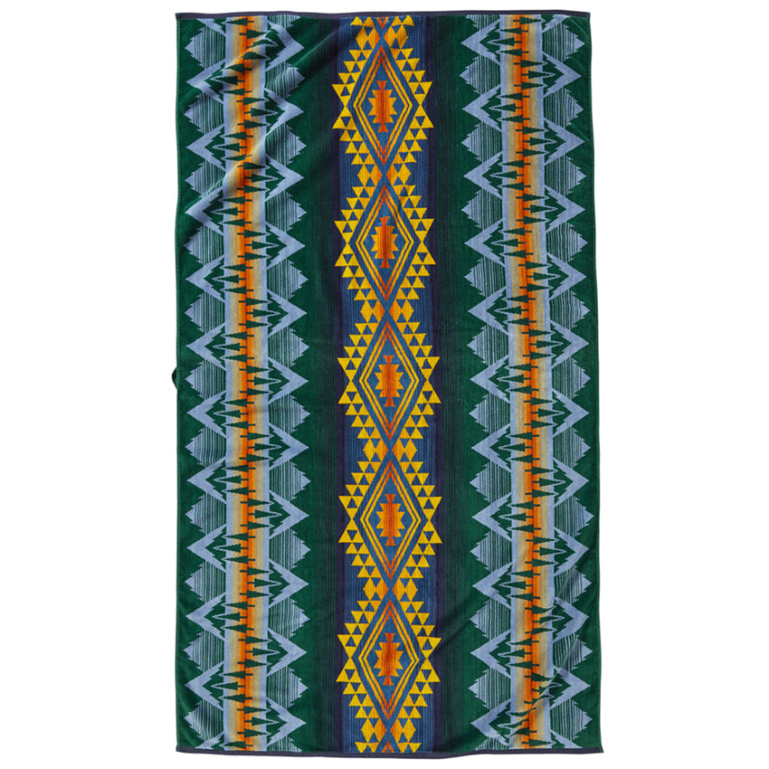 Pendleton Canyonlands Oversized Jacquard Towel