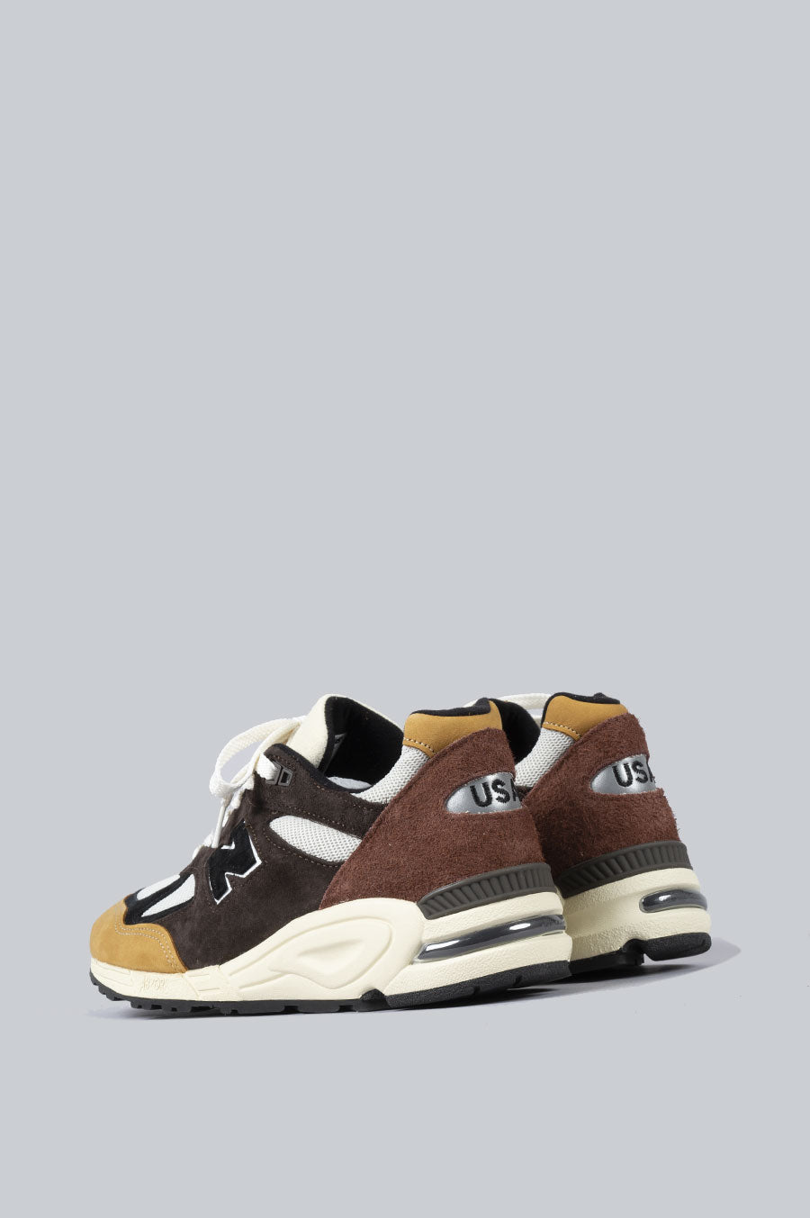 NEW BALANCE 990 V2 MIU BROWN – BLENDS