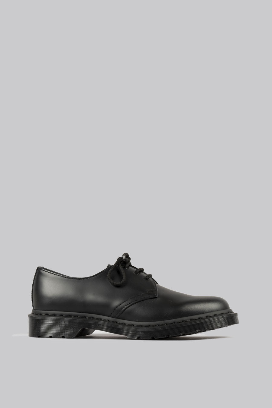 DR MARTENS 1461 MONO BLACK PATENT – BLENDS