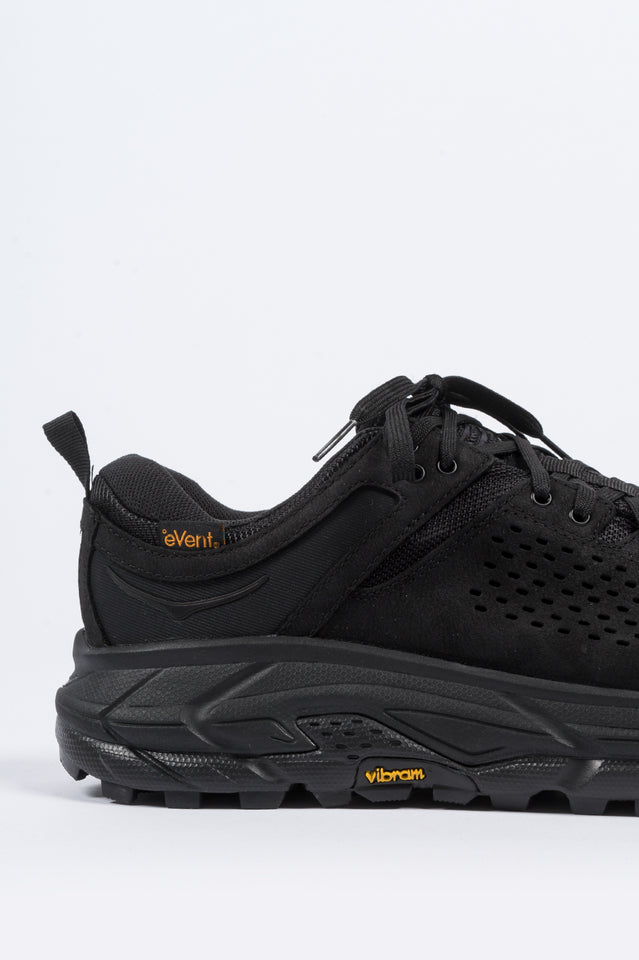 hoka one one tor black