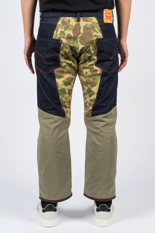 camouflage levis jeans