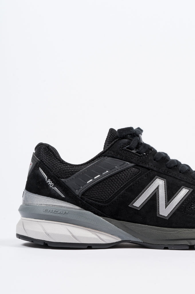 NEW BALANCE 990 V5 USA BLACK – BLENDS