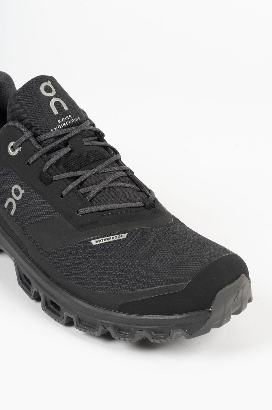 ON FOOTWEAR CLOUDVENTURE WATERPROOF BLACK