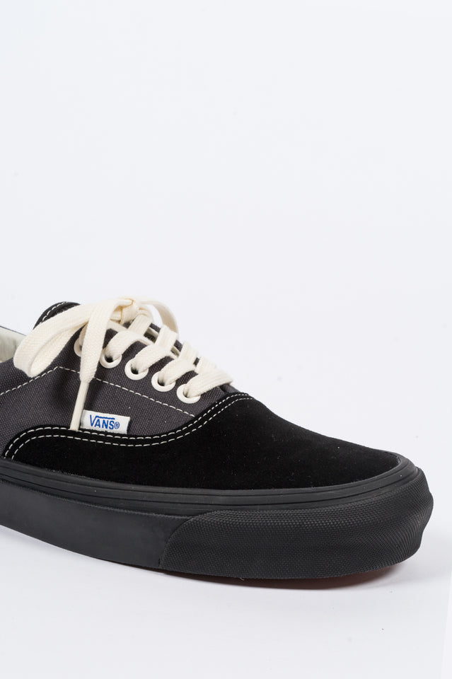 VANS VAULT OG ERA LX BLACK FORGED IRON 