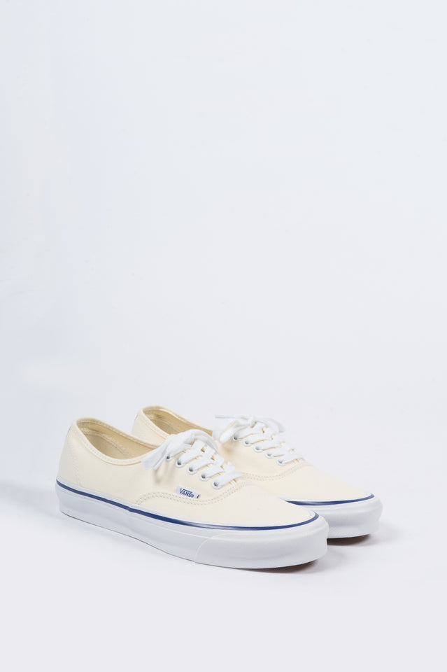 vans vault og authentic white