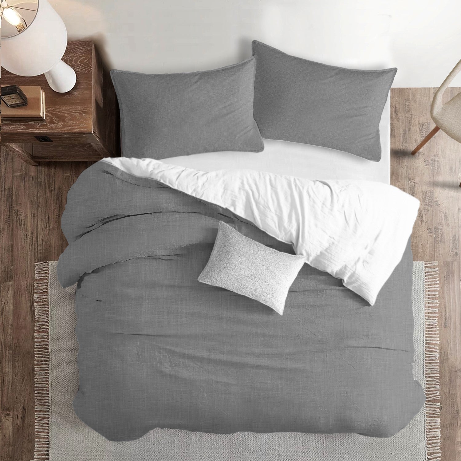 Ancebridge Dove Gray Bedding