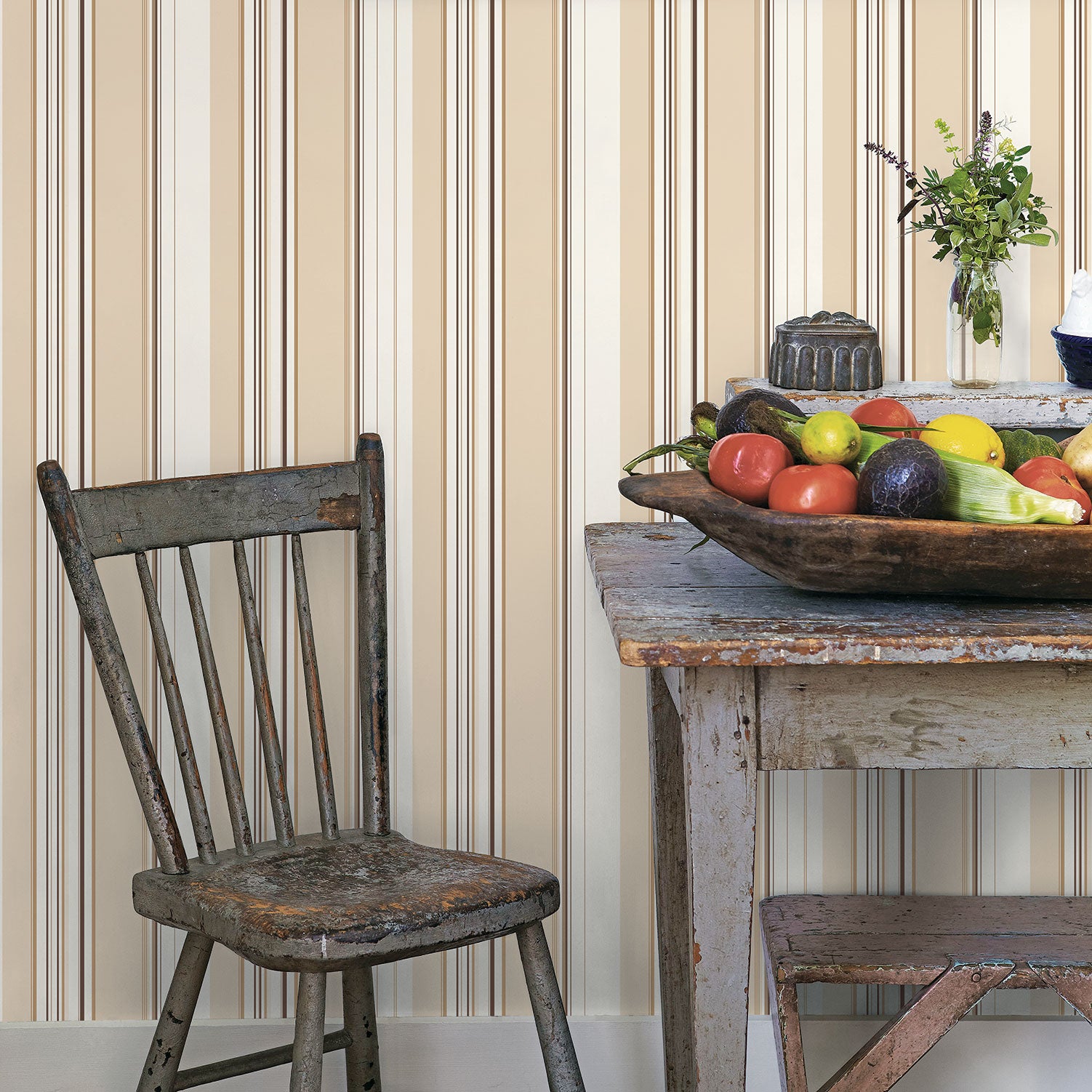 Abstract Stripes Cream/Brown Wallpaper from the Kitchen Recipes Collection