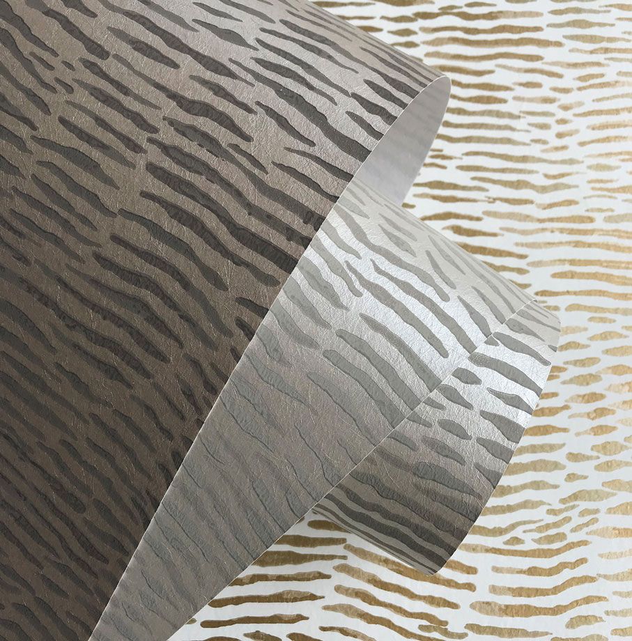 Arles Wallpaper in Silver from the Les indiennes Collection by Osborne & Little