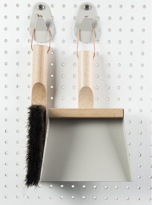 Andrée Jardin Hand Brush/Dustpan/Wall Hook - Cream