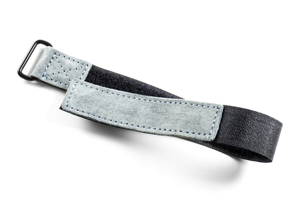 nasa_strap_canvas_suede_gray_grande.jpg