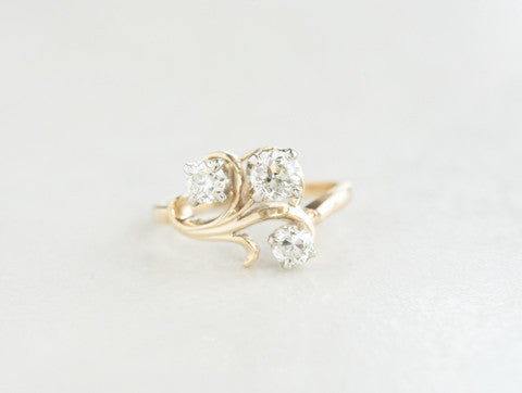1960s Diamond Flower Ring