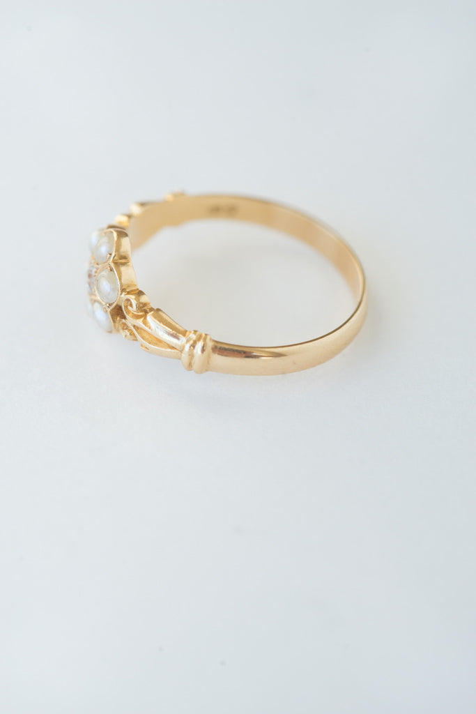 Victorian English Diamond and Seed Pearl Ring – QUITOKEETO