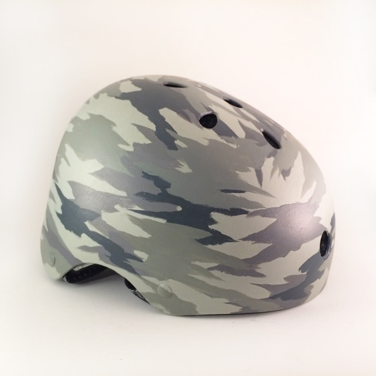 camouflage bike helmet