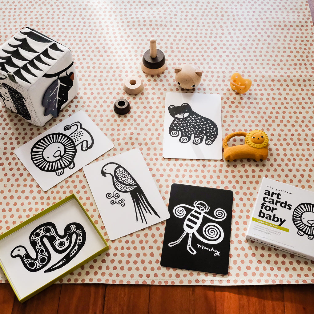 Wee Gallery Art Cards - Black & White Collection | UrbanBaby shop