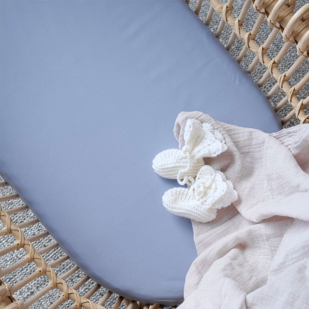 Mulberry Threads Organic Bamboo Bassinet Fitted Sheet Ocean - UrbanBaby shop