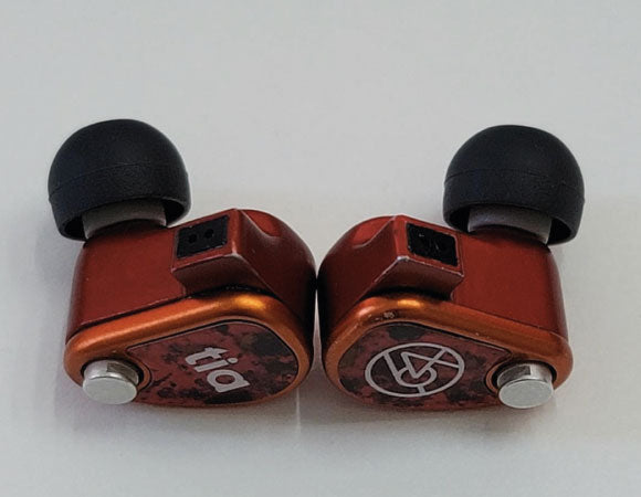 Headphone-Zone-64-Audio-U18t