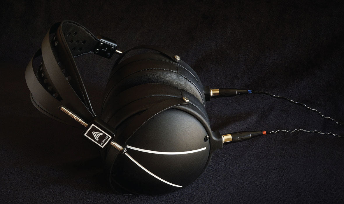 Headphone-Zone-Audeze-LCD2-Classic