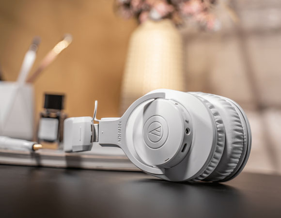 Headphone-Zone-Audio-Technica-ATH-M20xBT