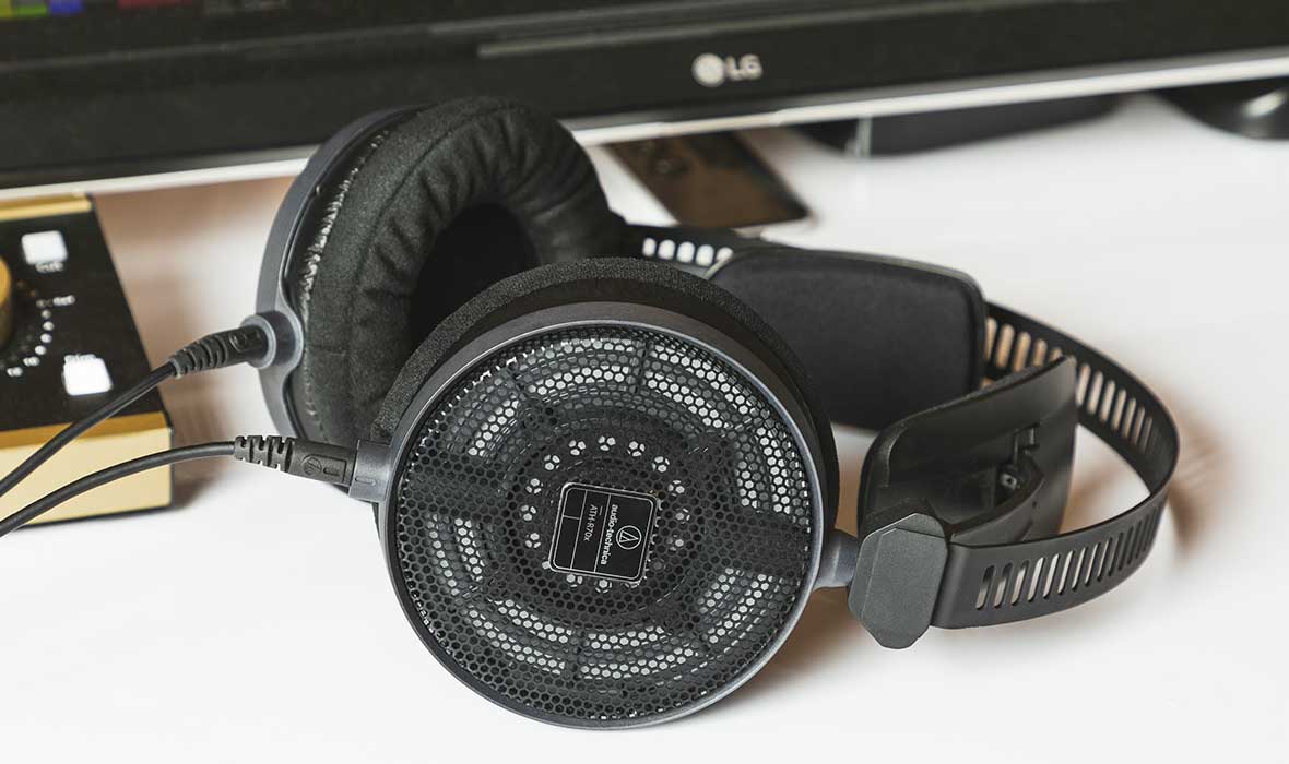 Headphone-Zone-Audio-Technica-ATH-R70X