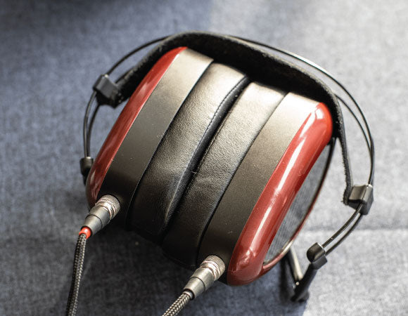Headphone-Zone-Dan Clark Audio-AEON 2 Closed