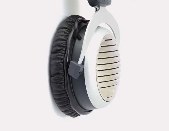 Headphone-Zone-Beyerdynamic-DT-Series