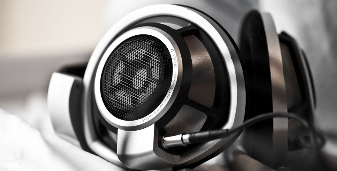 Headphone-Zone-Sennheiser-HD-800-S