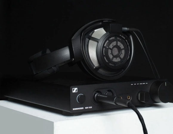 Headphone-Zone-Sennheiser-HD-800-S