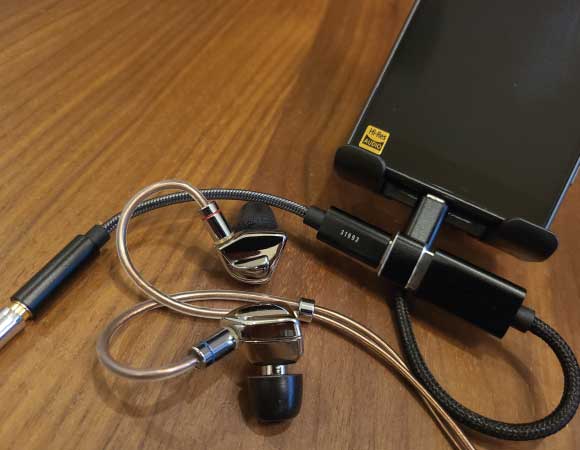 Headphone-Zone-Venture Electronics-Abigail