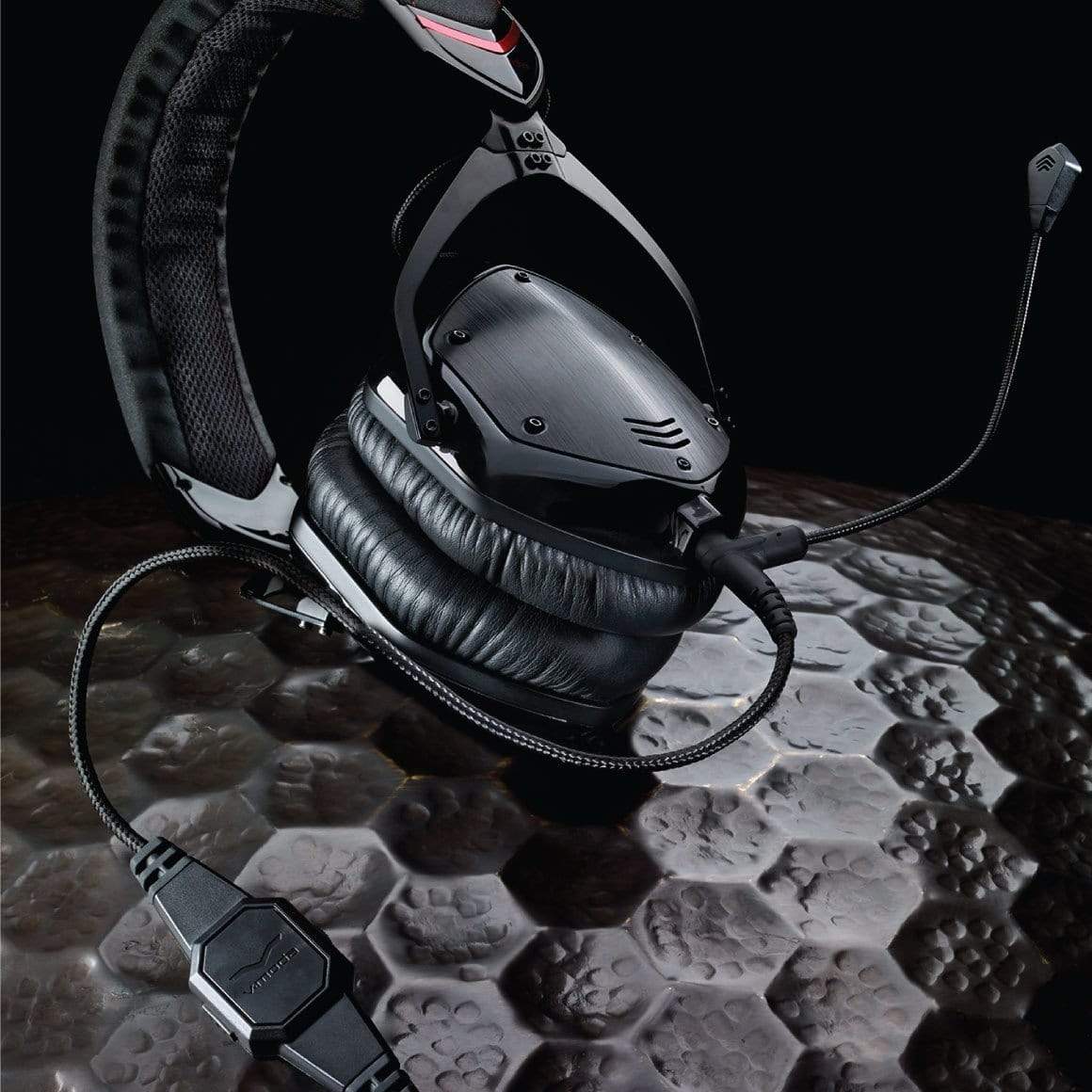 v moda boom pro