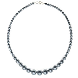 Graduated Pearl Necklace in Grey