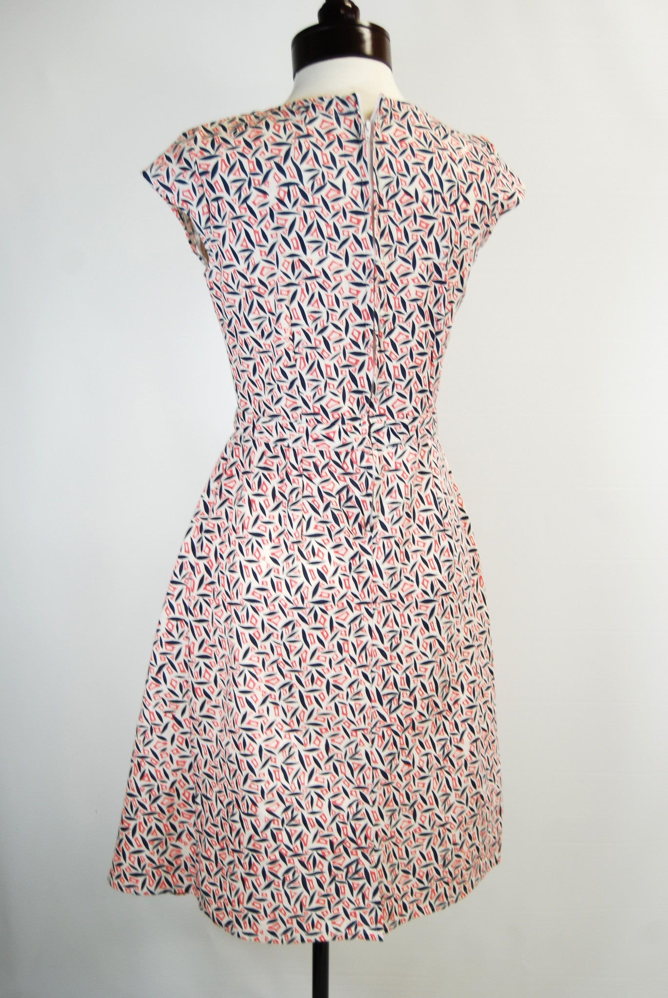 Red Dress Shoppe Boutique: Retro Vintage Clothing