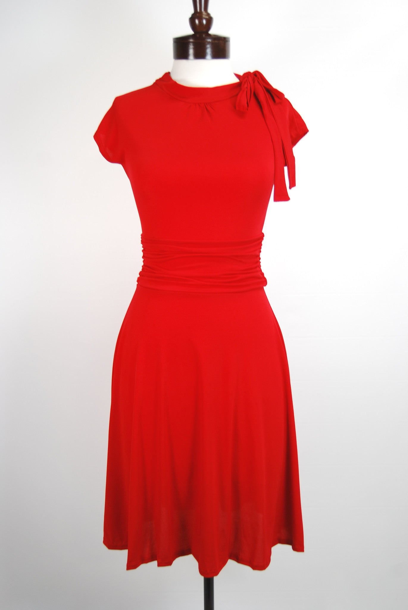 Red Dress Shoppe Boutique: Retro Vintage Clothing