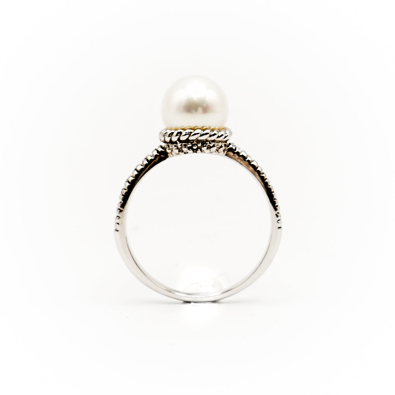 14k White Gold Pearl and Diamond Ring