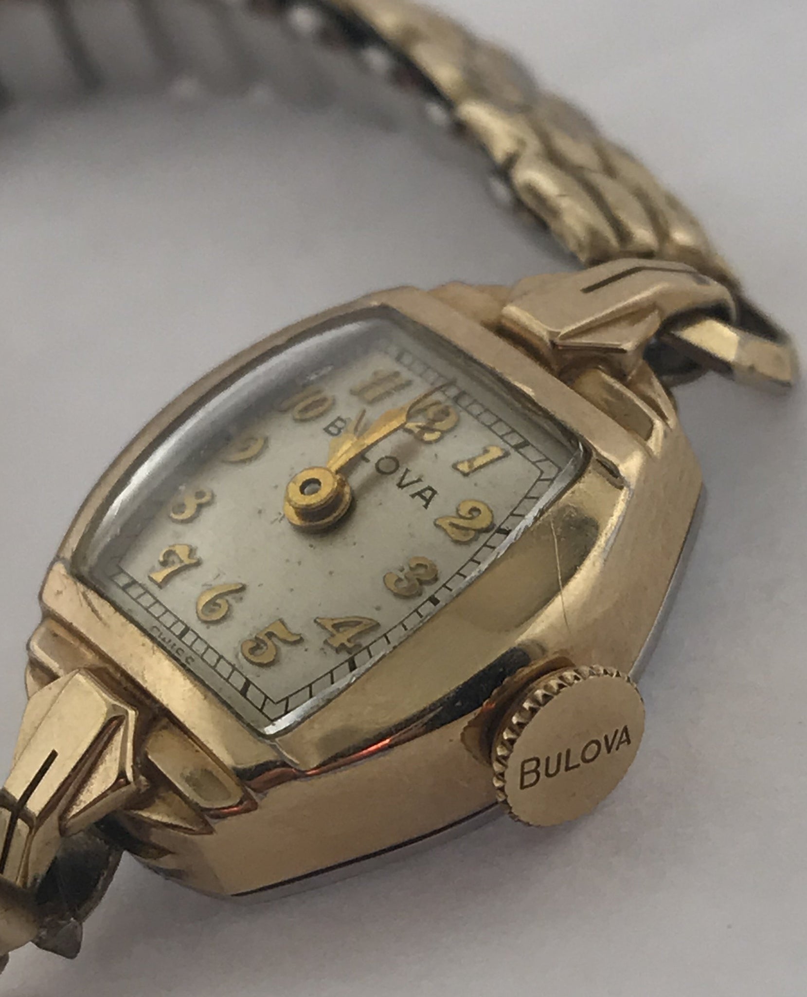 Vintage Bulova Gold Womens Watch With Stainless Steel Band — Lifestyle ...