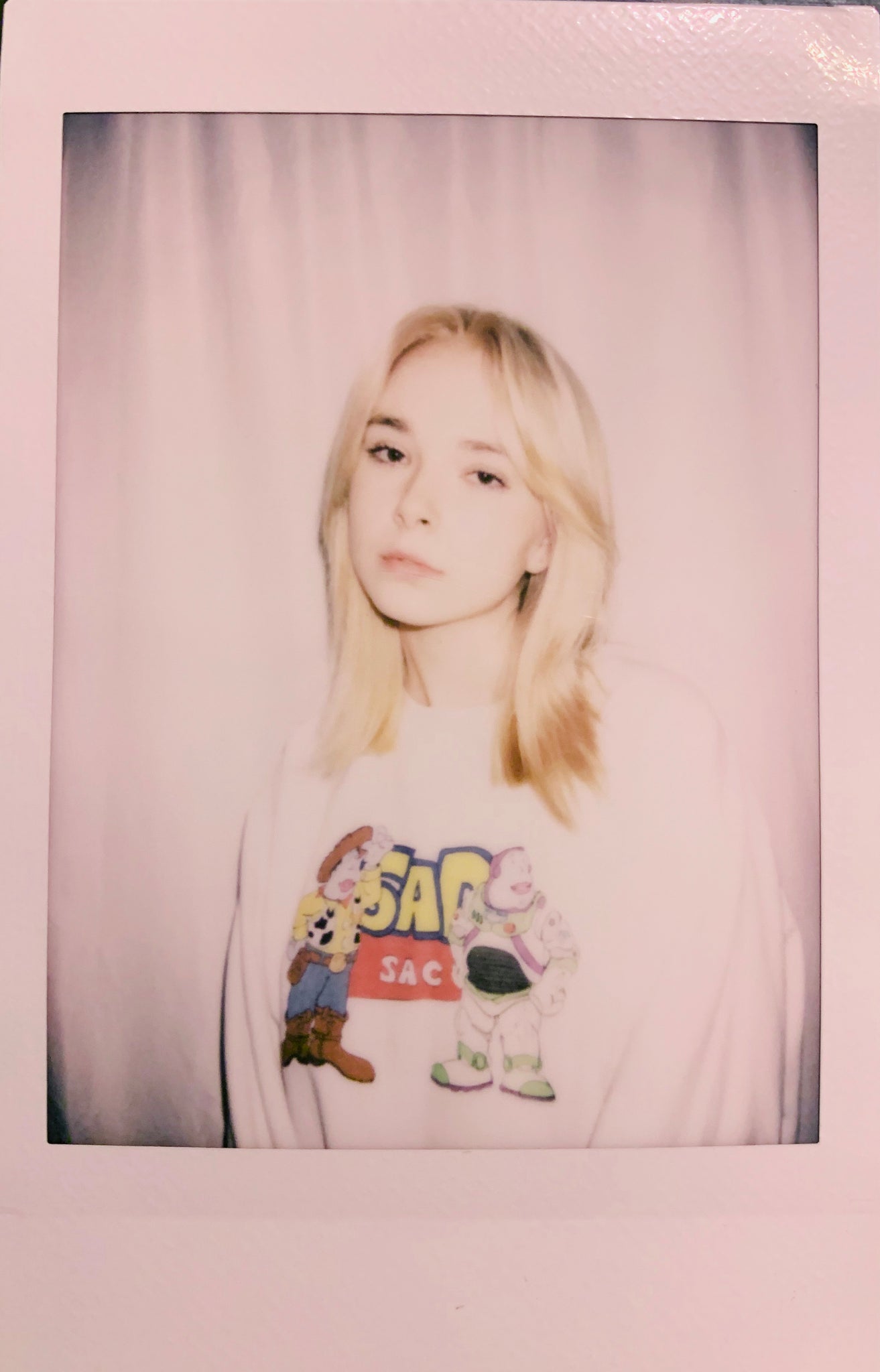 Lydia Night, The Regrettes - Golden Honey Haircolor and Soft 70's Haircut