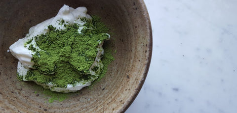 HOW TO MAKE A MATCHA GREEN TEA MASK FOR ACNE