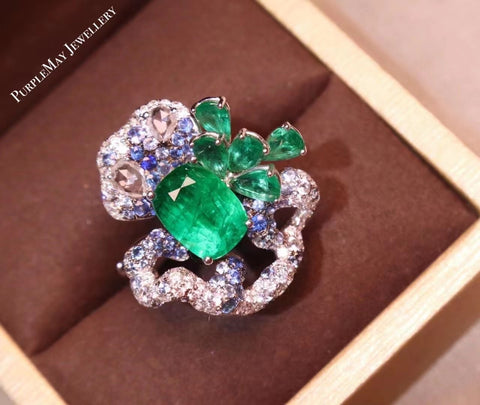 beautifully designed emerald stones ring