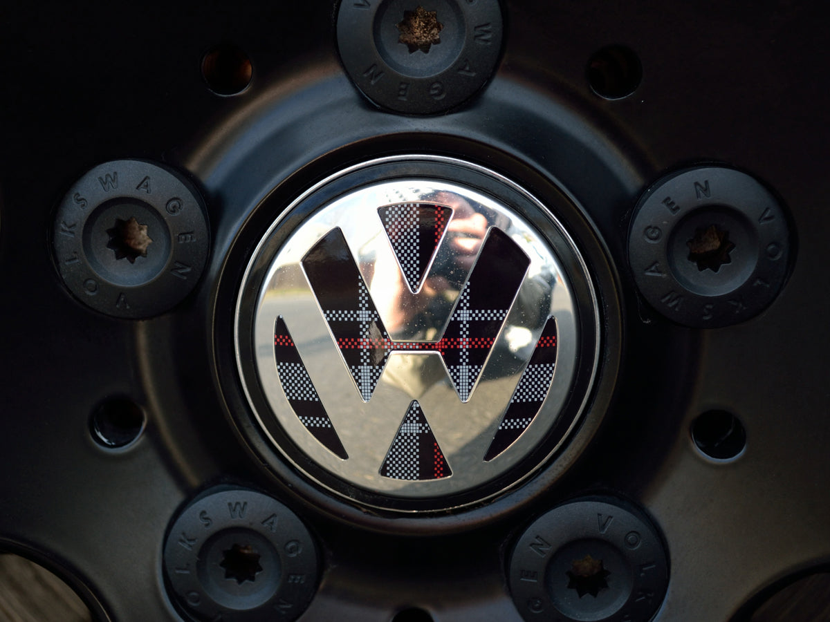 2020-2024 VW Dynamic Wheel Center Caps (N028)