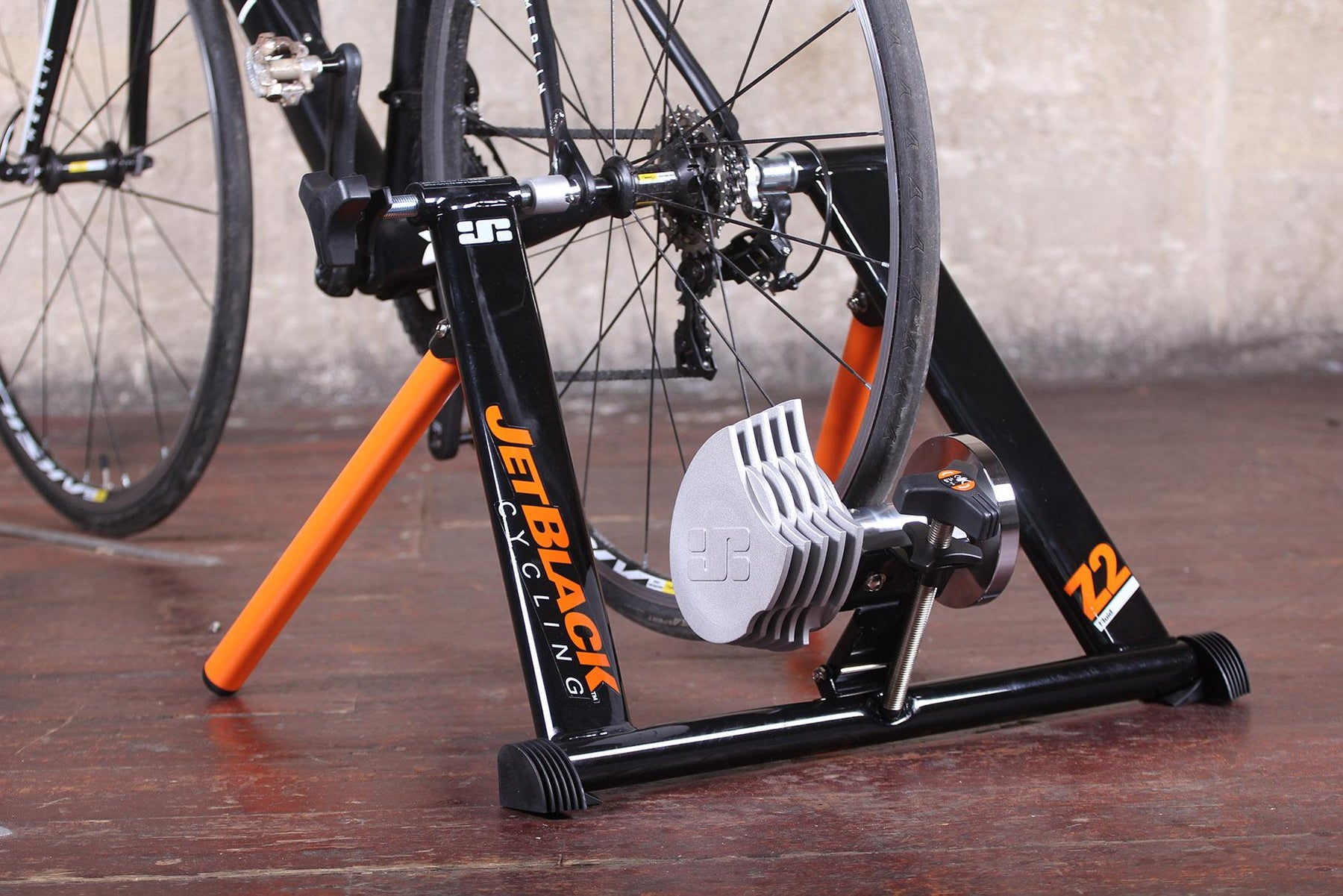 jet black bicycle trainer