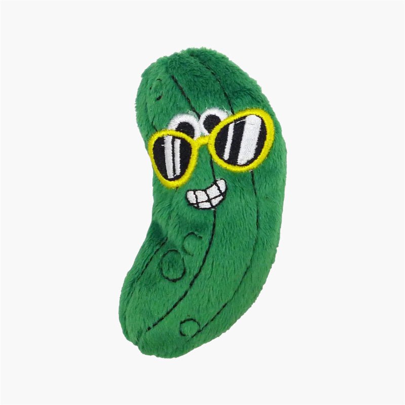 https://cdn.shopify.com/s/files/1/0154/8632/0688/products/mad-cat-mad-cat-cool-cucumber-cat-toy-with-catnip-silvervine-231335.jpg?v=1677239139&width=800